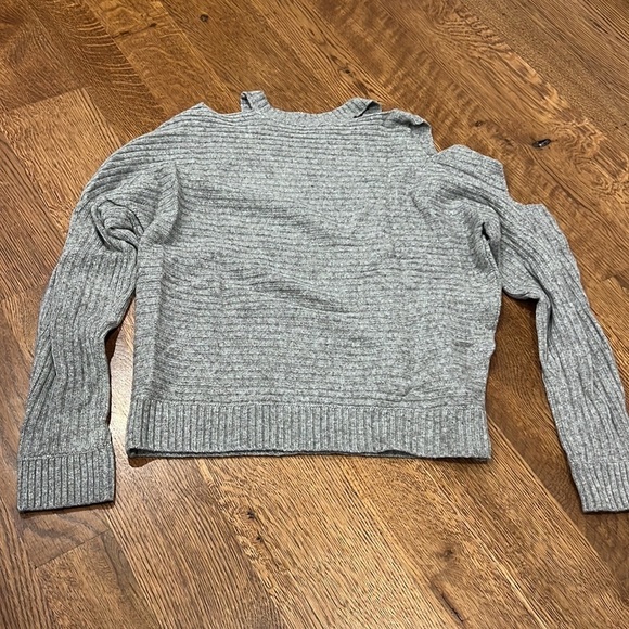 N: Philanthropy Women’s Sweater Grey Size XS - Picture 2 of 4